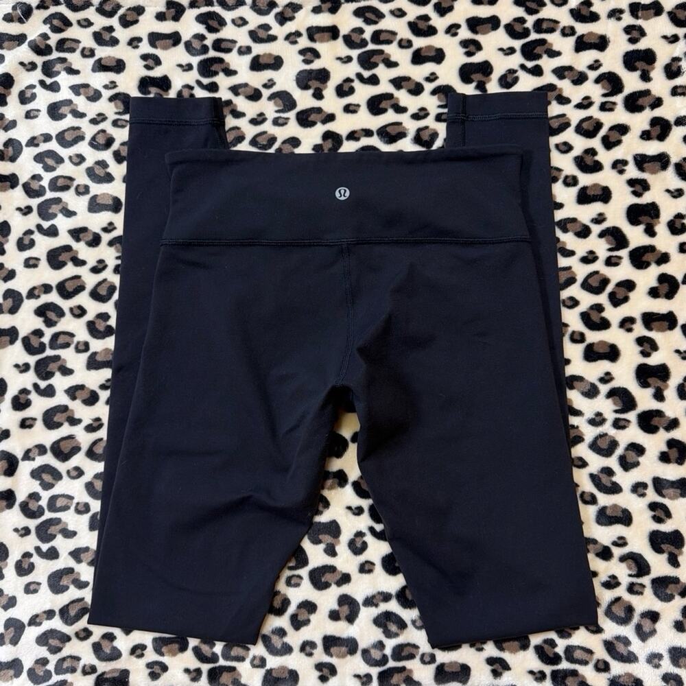 Lululemon Black Vintage Wunder Under Low Rise 31" Tall Classic Luon Pants Size 6